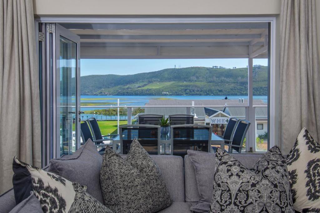 Thesen Harbour Town Apartments @ Beautiful Knysna Villas מראה חיצוני תמונה